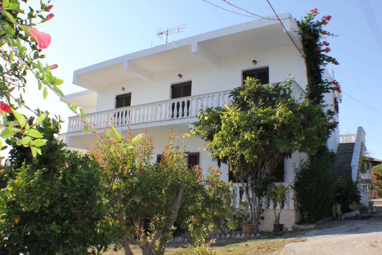 Nikolas House Arillas  Buitenkant foto