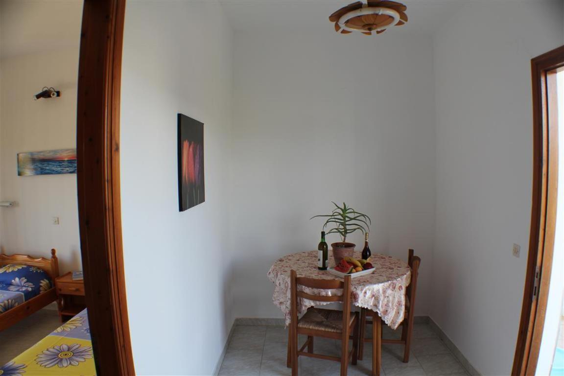 Nikolas House Arillas  Buitenkant foto